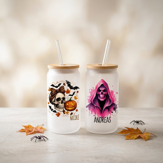 Halloween Glas personalisiert mit Name Bambusdeckel Strohhalm Totenkopf Trinkglas Eiskaffee Dose 520ml Geschenkidee Erwachsene Deko
